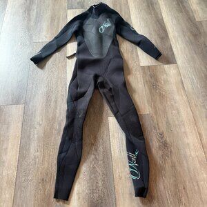 Women O'Neill Full Suit - Size 2